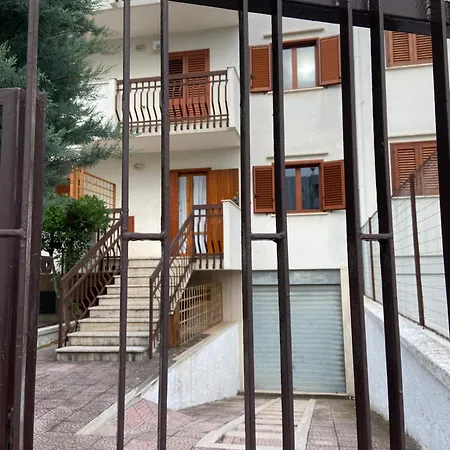 فندق مبيت وإفطار Piccola Dimora Orietta جيوفيناتسو